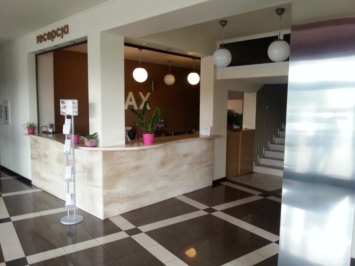 Max Na Terenie Stacji Mol Hotel Radzymin Kültér fotó